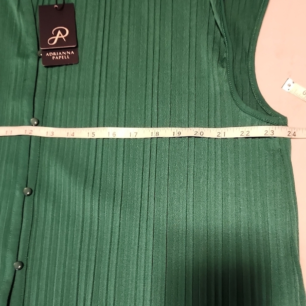 Adrianna Papell NWT Emerald Button Down Shirt - Picture 5 of 6